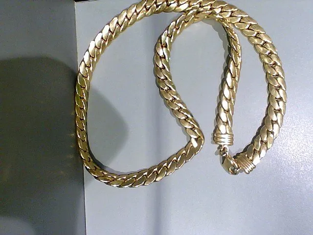 Parrure boucle oreille pendentif plaque or
