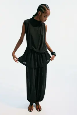 Top asymétrique à effet drapé - Noir — photo 1