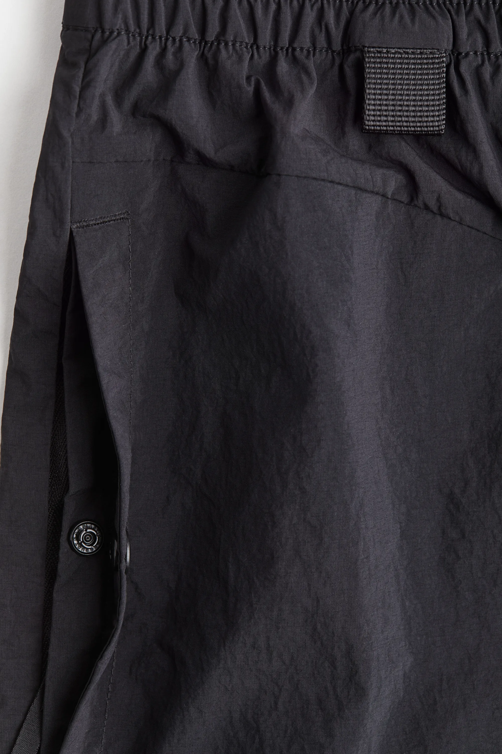 Short outdoor déperlant et léger - Noir
