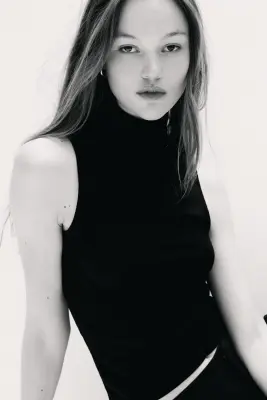 Top sans manches avec col cheminée - Noir — photo 1
