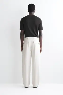 PANTALON BARREL CEINTURÉ EN DENIM - ÉCRU — photo 4