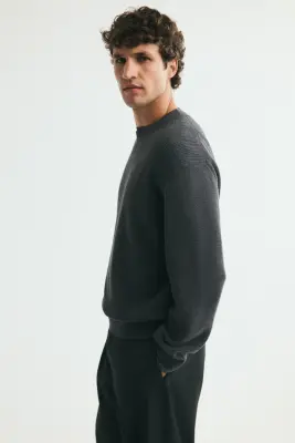 Pull Regular Fit en maille de coton côtelée - Gris foncé — photo 4