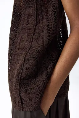 Top façon crochet en soie mélangée - Marron foncé — photo 3