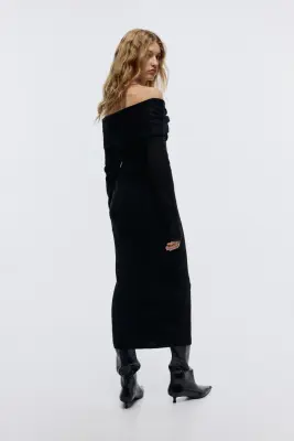 Robe épaules nues en maille fine - Noir — photo 3