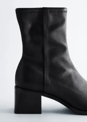 Bottines-chaussettes en cuir - Noir — photo 2