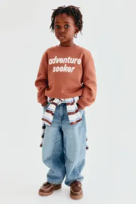 Sweat imprimé avec intérieur brossé - Orange brûlé/Adventure Seeker — photo 2