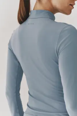 Top de sport chaud à col cheminée SoftMove™ - Argile froid — photo 2