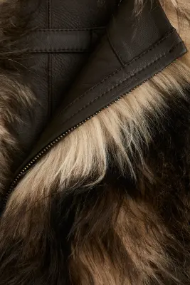 Veste réversible en peau lainée - Marron foncé/beige — photo 3