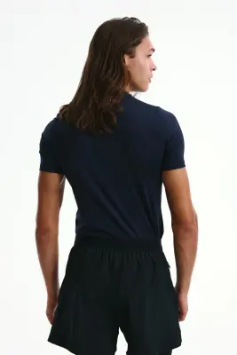 T-shirt de sport Compression Fit DryMove™ - Bleu marine — photo 3