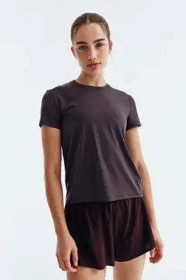 T-shirt de running rafraîchissant DryMove™ - Prune — photo 2