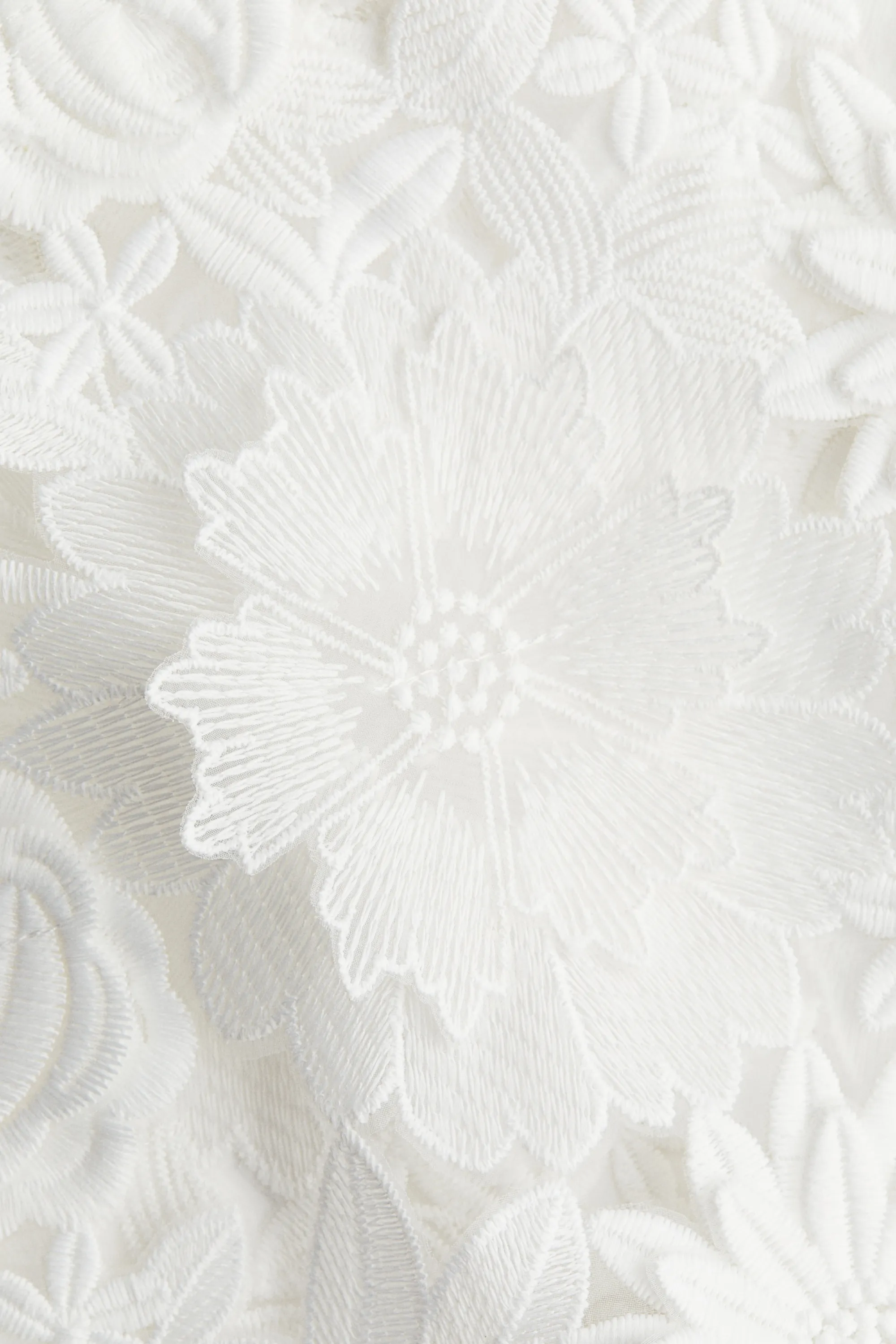 Robe en dentelle avec applications florales - Blanc