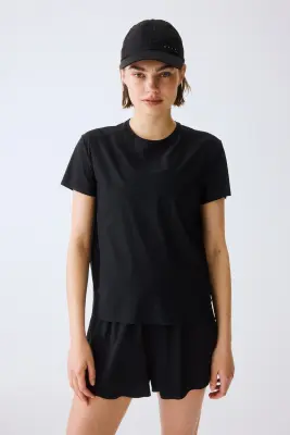 T-shirt de running Regular Fit DryMove™ - Noir — photo 1