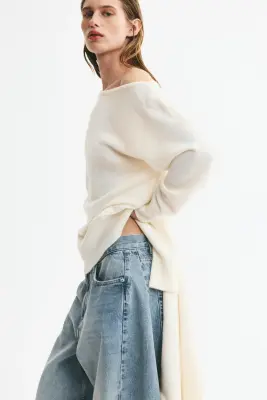 Pull asymétrique en maille fine - Crème — photo 1