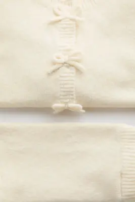 Ensemble 2 pièces en maille avec nœuds appliqués - Crème — photo 1