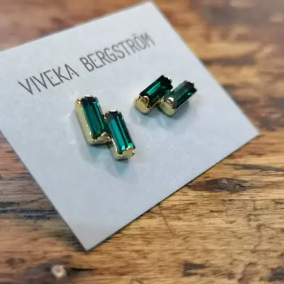 Två Flingor, two 7*3 mm crystals — photo 1