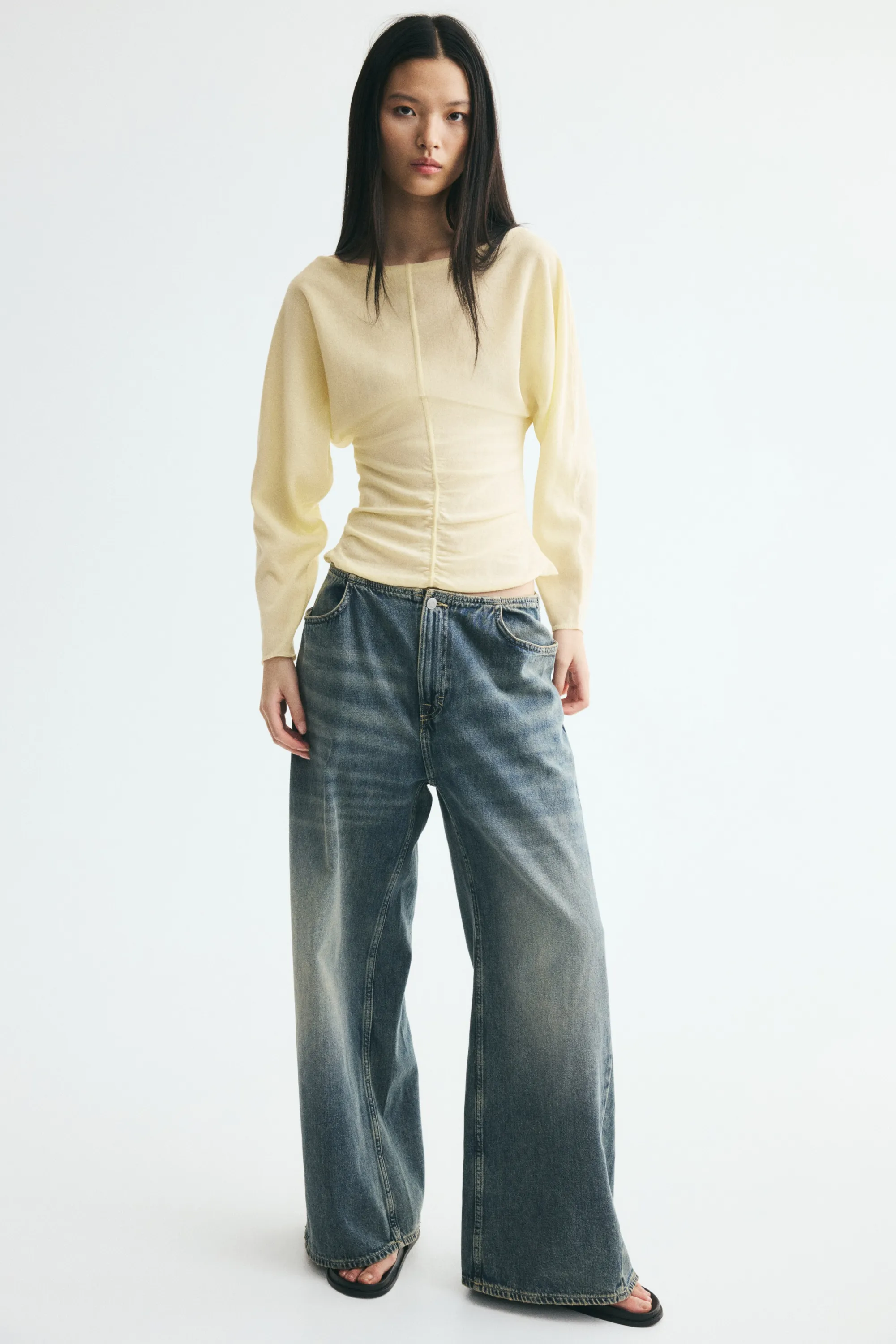Top en maille fine avec encolure bateau - Jaune clair