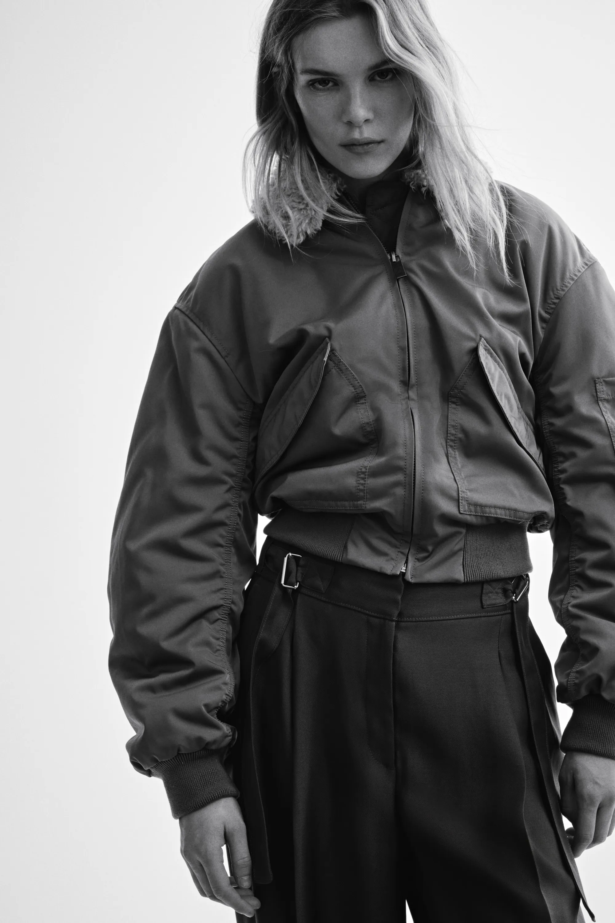 Pantalon large avec détail ceinture - Vert kaki foncé