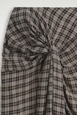 JUPE MIDI DRAPÉE À CARREAUX - GRIS / CARREAUX — photo 4