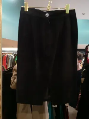 Jupe noire Guy Laroche — photo 3