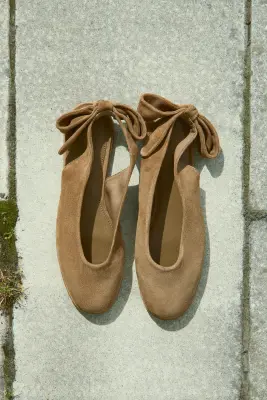 Escarpins en cuir velours - Beige foncé — photo 1