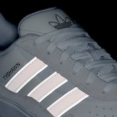 Chaussure Adidas Tyshawn 2 – White / Coral / Off White — photo 2