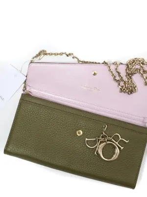 Sac LADY DIOR Wallet on chain en cuir vert et chaine argent Prix boutique €1800 — photo 5