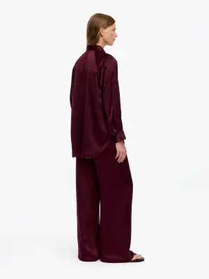 Chemise en satin de soie - Rouge foncé — photo 2