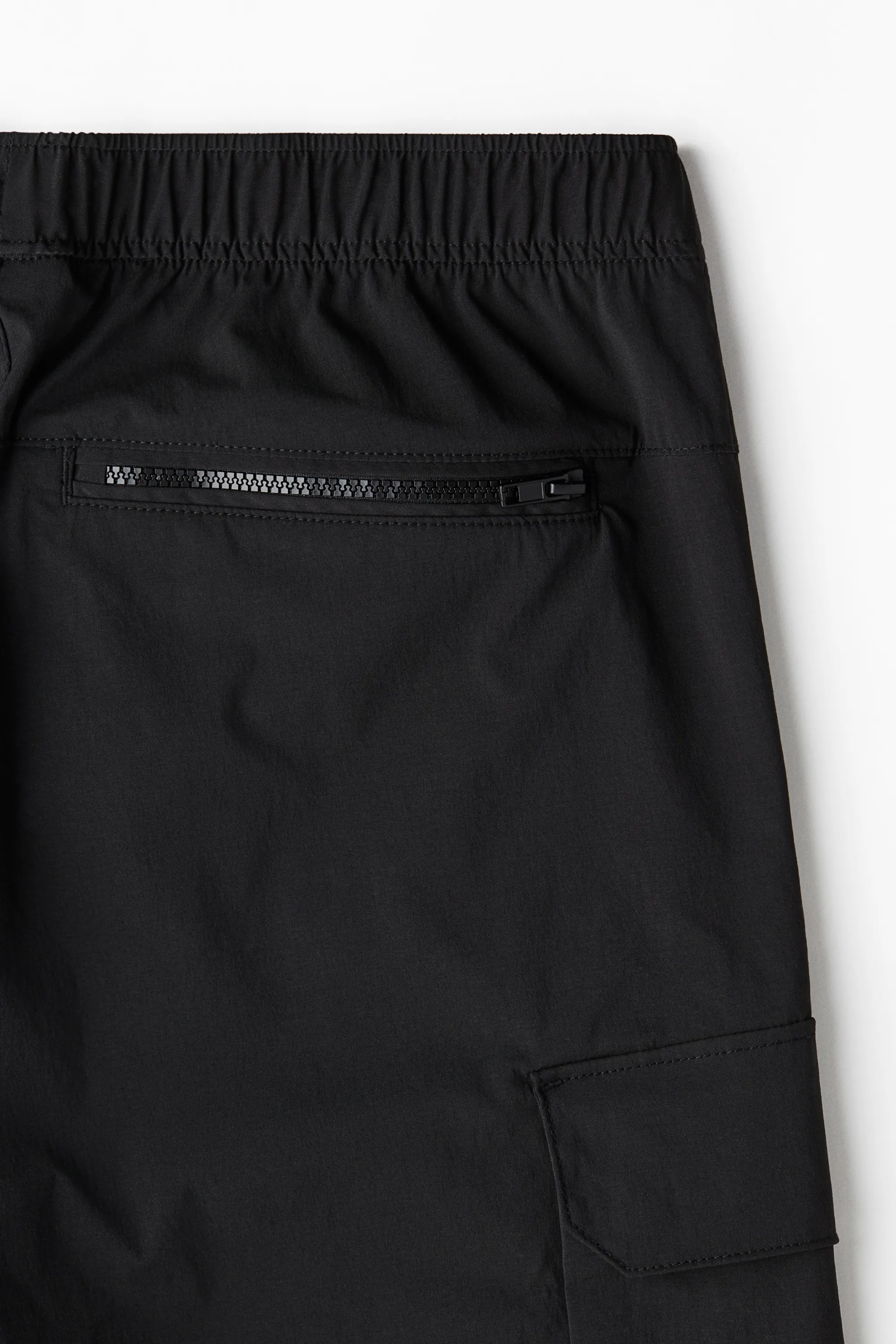 Pantalon cargo Regular Fit en nylon - Noir