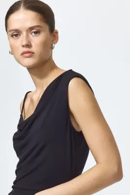 Robe asymétrique en jersey - Noir — photo 4