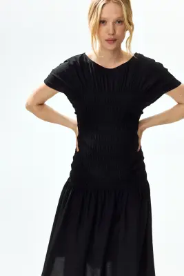 MAMA Robe à smocks - Noir — photo 3