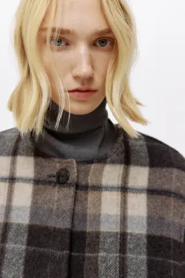 Manteau en laine mélangée avec écharpe - Beige clair/carreaux — photo 1