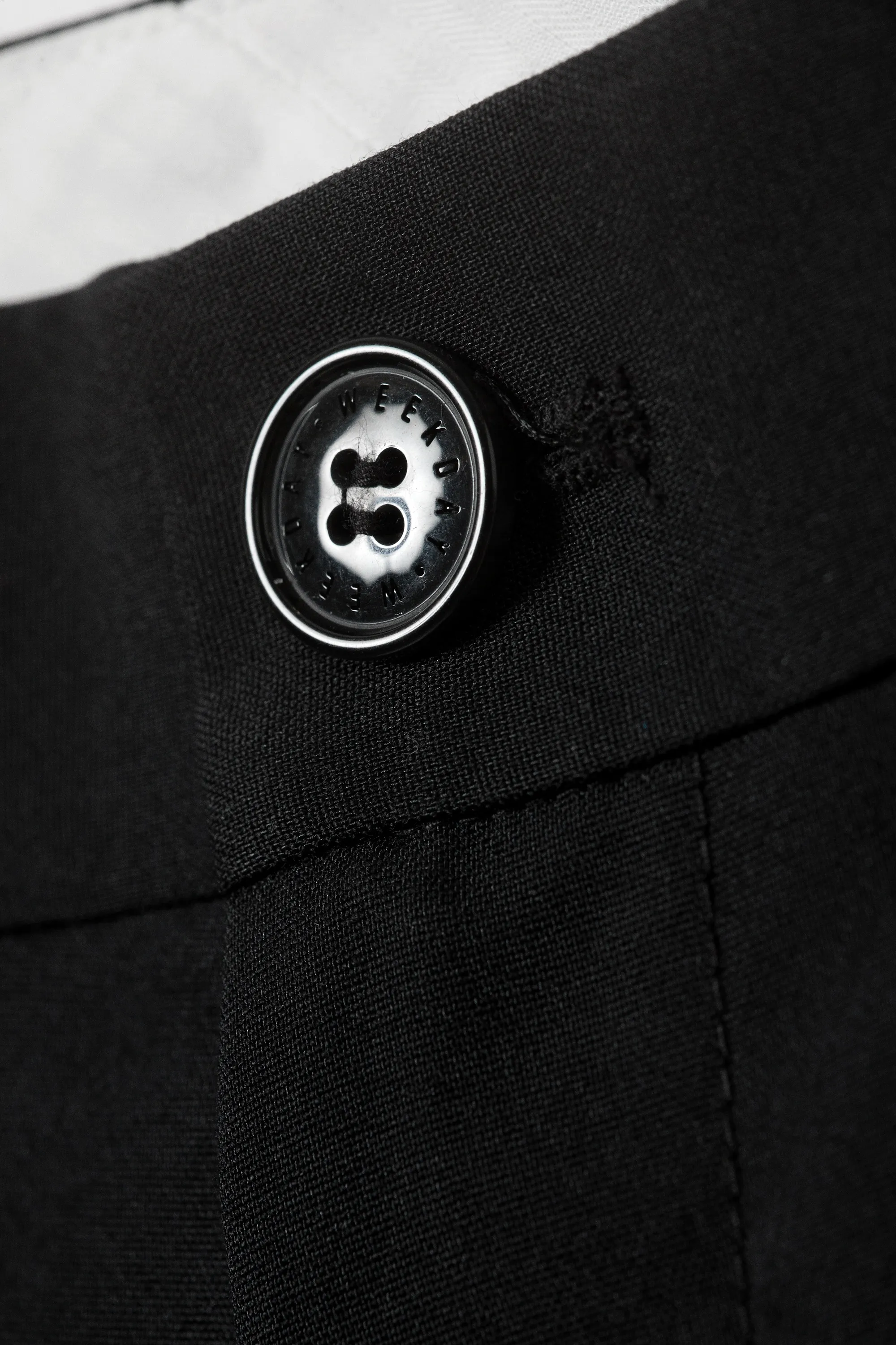 MOE PANTALON COUPE DÉCONTRACTÉE TAILLE BASSE - Noir