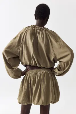 Blouse à effet boule - Vert kaki clair — photo 3