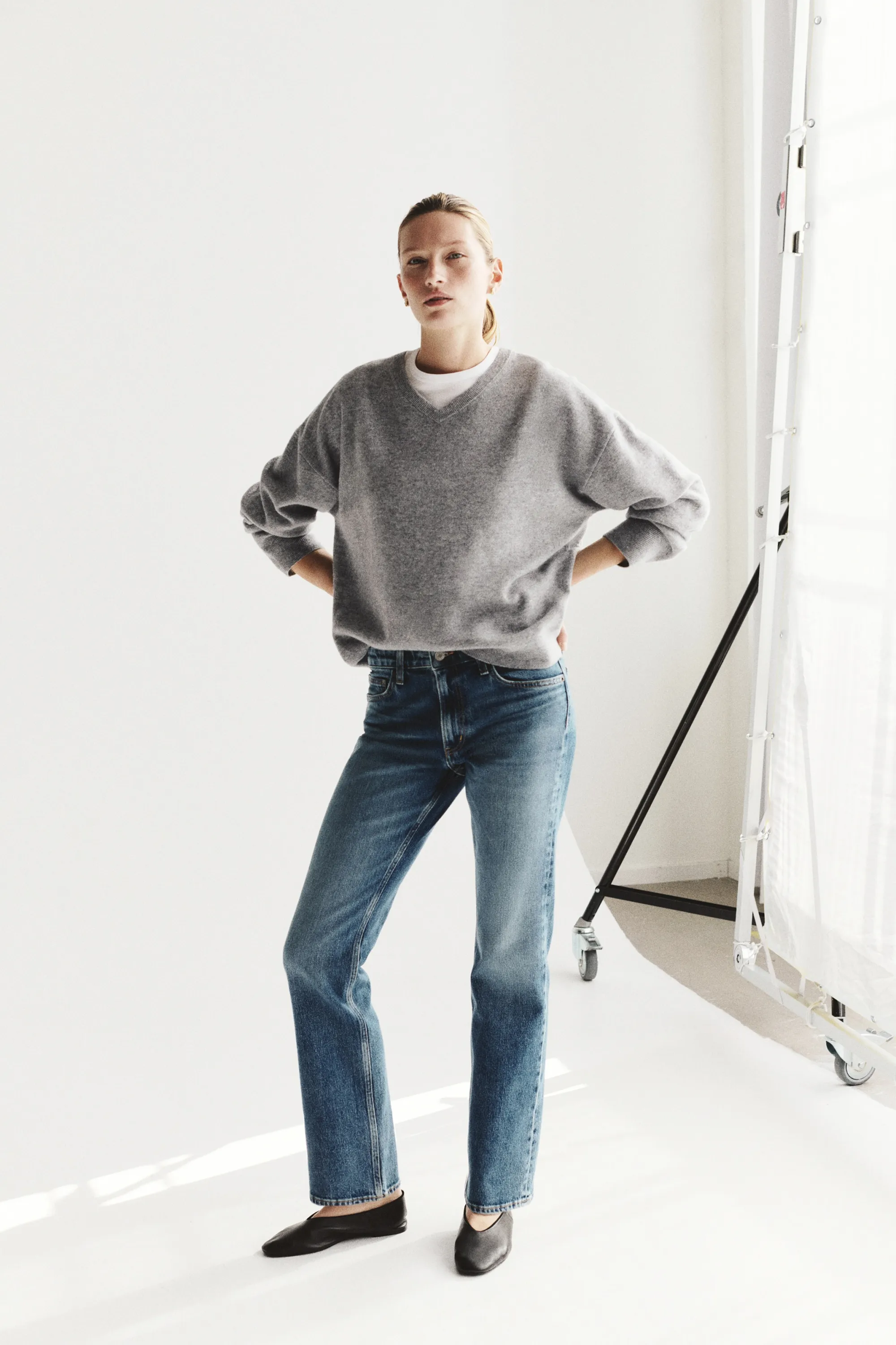 Pull en laine avec encolure en V - Gris chiné