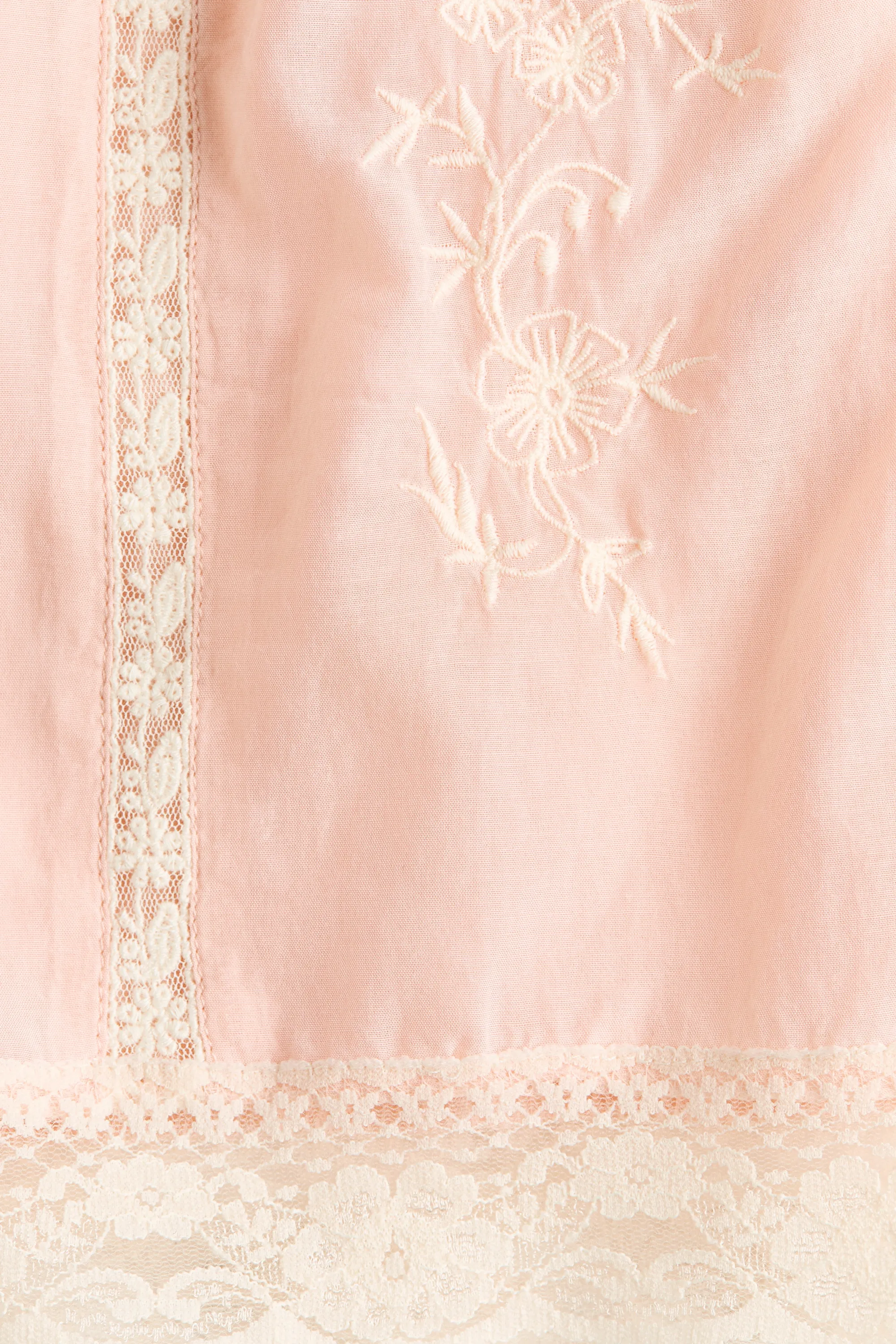 Short brodé en viscose mélangée - Rose clair/color block