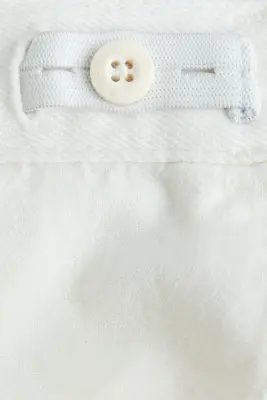 Short en denim avec broderie anglaise - Blanc — photo 2