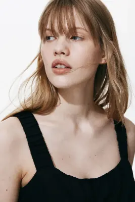 Robe en twill froncée - Noir — photo 1