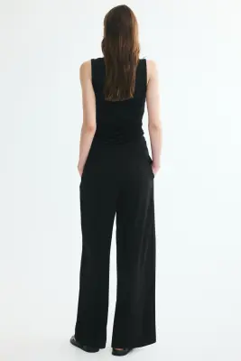 Pantalon en twill avec détail croisé - Noir — photo 4