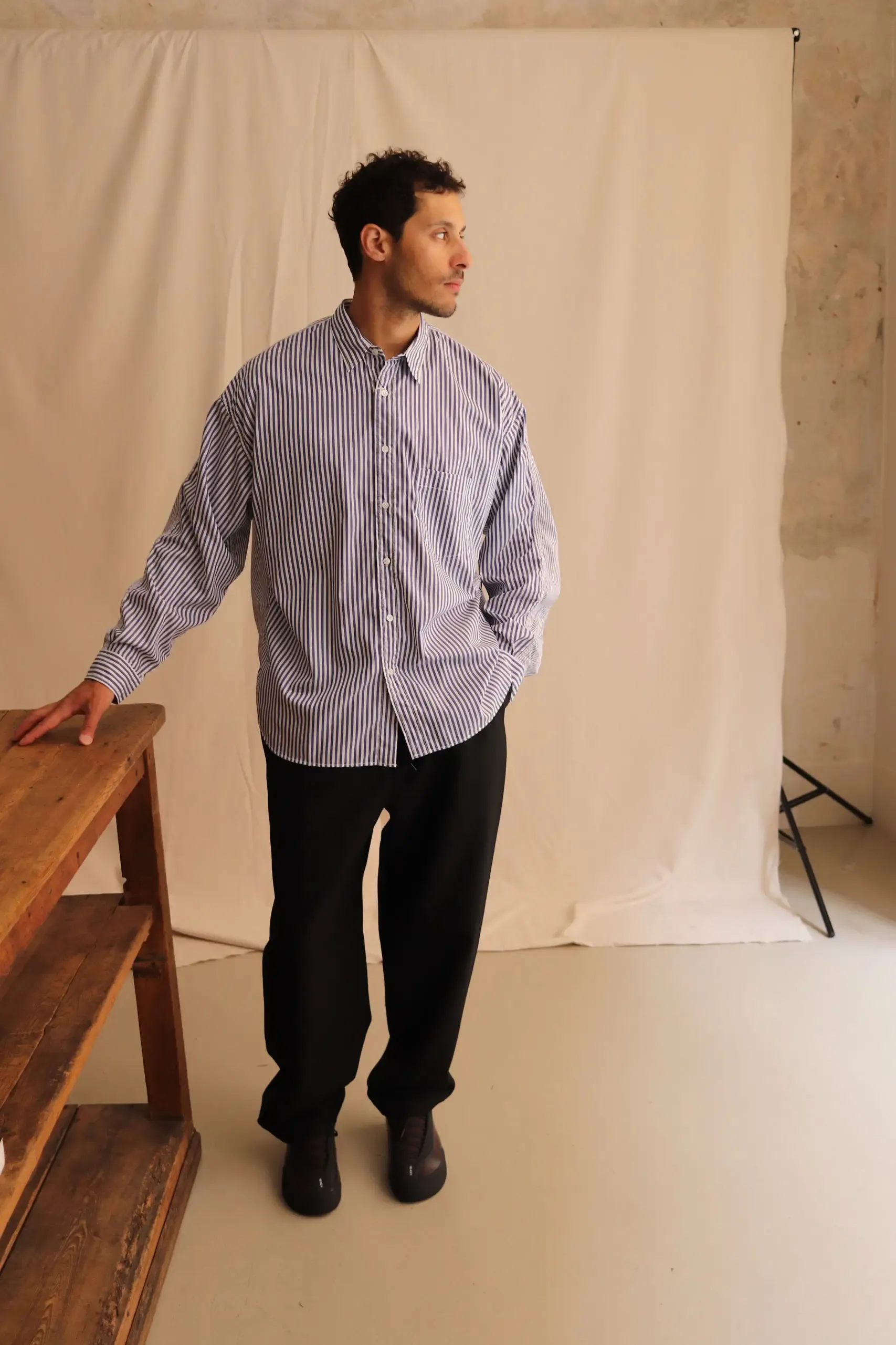 Comme Des Garçons Homme – MEN’S SHIRT HR-B004-051 – NVY/WHT X NVY