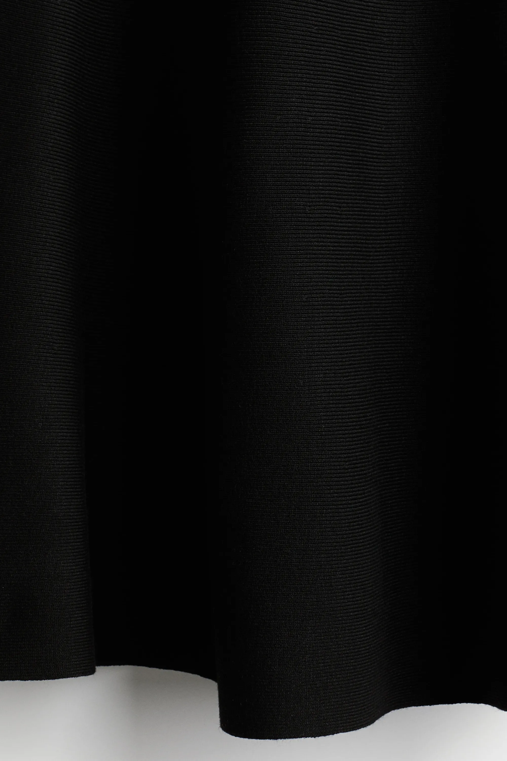 Robe avec jupe évasée - Noir