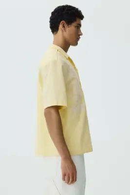 Chemise Relaxed Fit avec col cubain - Jaune clair/fleuri — photo 3