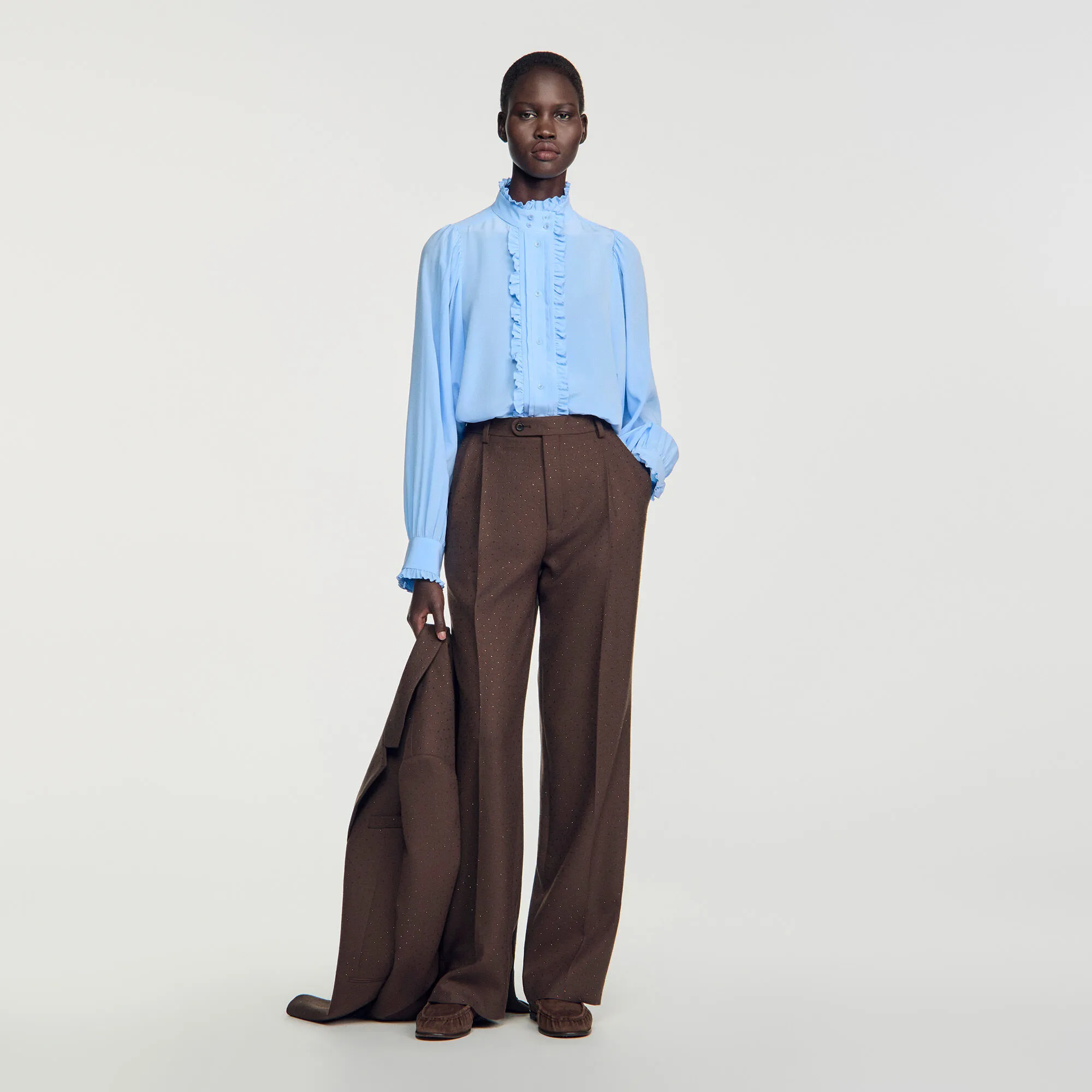Chemise en soie à col froncé