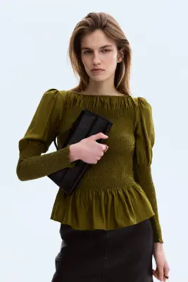 Blouse smockée en viscose mélangée - Vert kaki foncé — photo 2