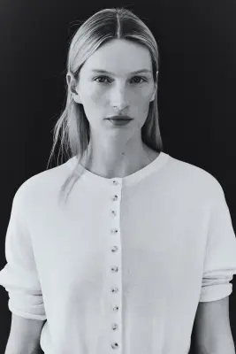 Gilet en maille fine - Crème — photo 2