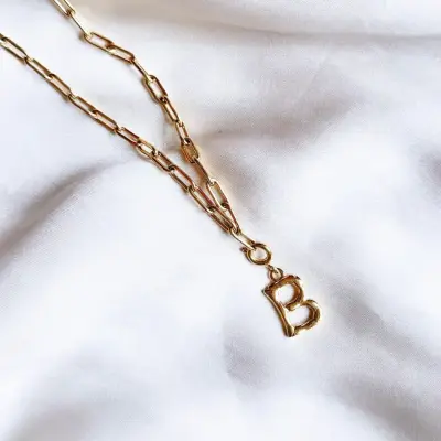 Collier ALPHA — photo 1
