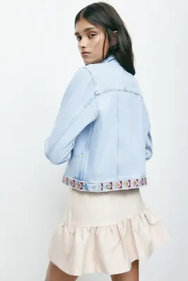 Veste en denim avec détail brodé - Bleu denim clair — photo 3