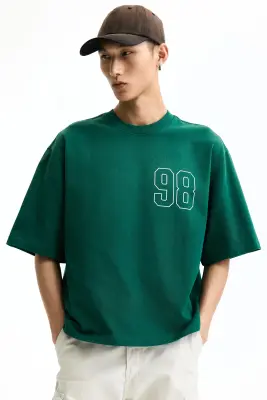 T-shirt imprimé Oversized Fit - Vert foncé/98 — photo 3