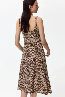 Robe à encolure bénitier en jersey - Beige/imprimé léopard — photo 2