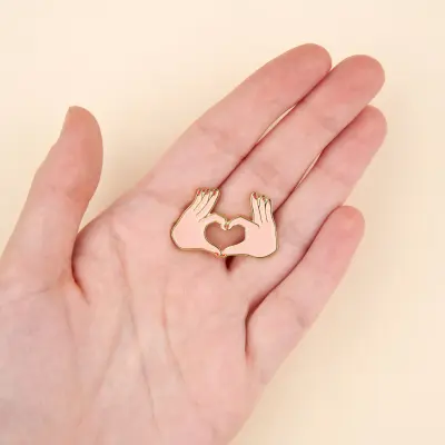 Pin's amour – Coucou Suzette — photo 4