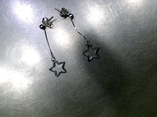 Boucle d'oreilles or blanc 1.29g